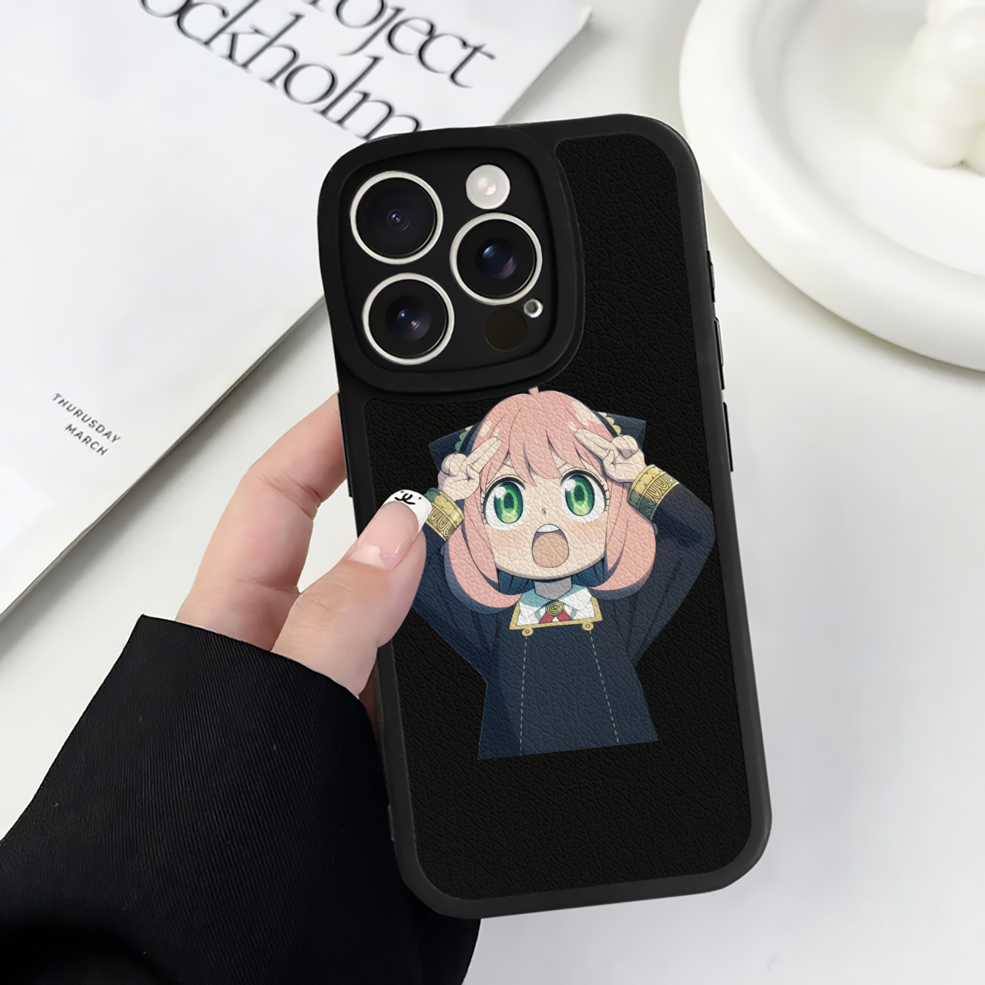 （画像用） SPY×FAMILY间谍家家酒 【iPhone 16シリーズ対応】シリコンスマホケース（レザー調） 材質：シリコン